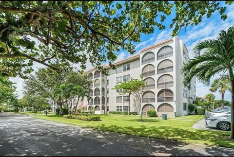 Photo of 250 NE 20th Street #3030, Boca Raton, FL 33431 (MLS # S5149569)