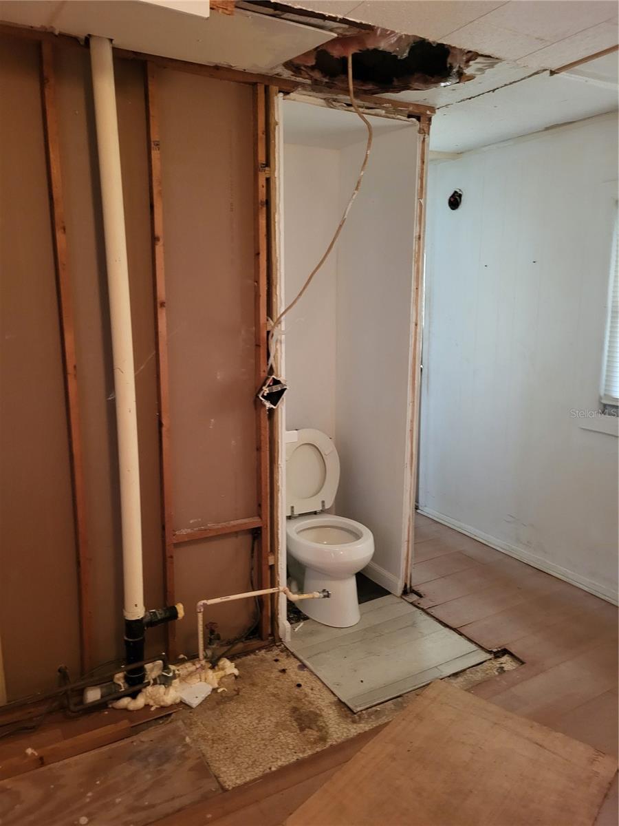 HOLIDAY VILLAGE CO-OP M/H UNREC - Residential