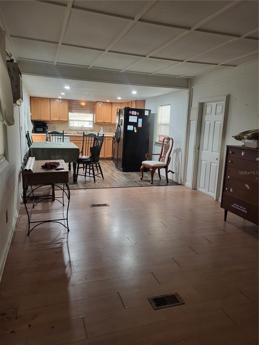 6580 SEMINOLE BOULEVARD 311