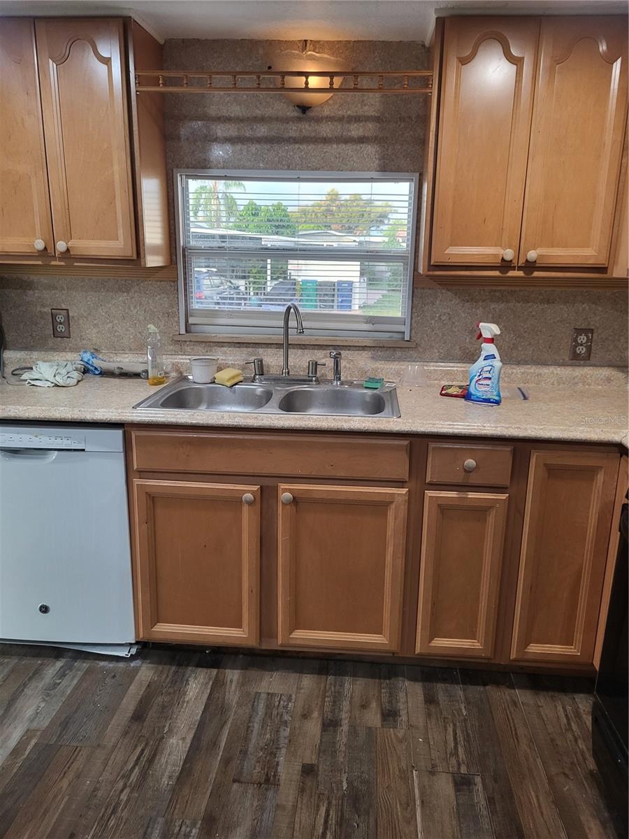 6580 SEMINOLE BOULEVARD 311