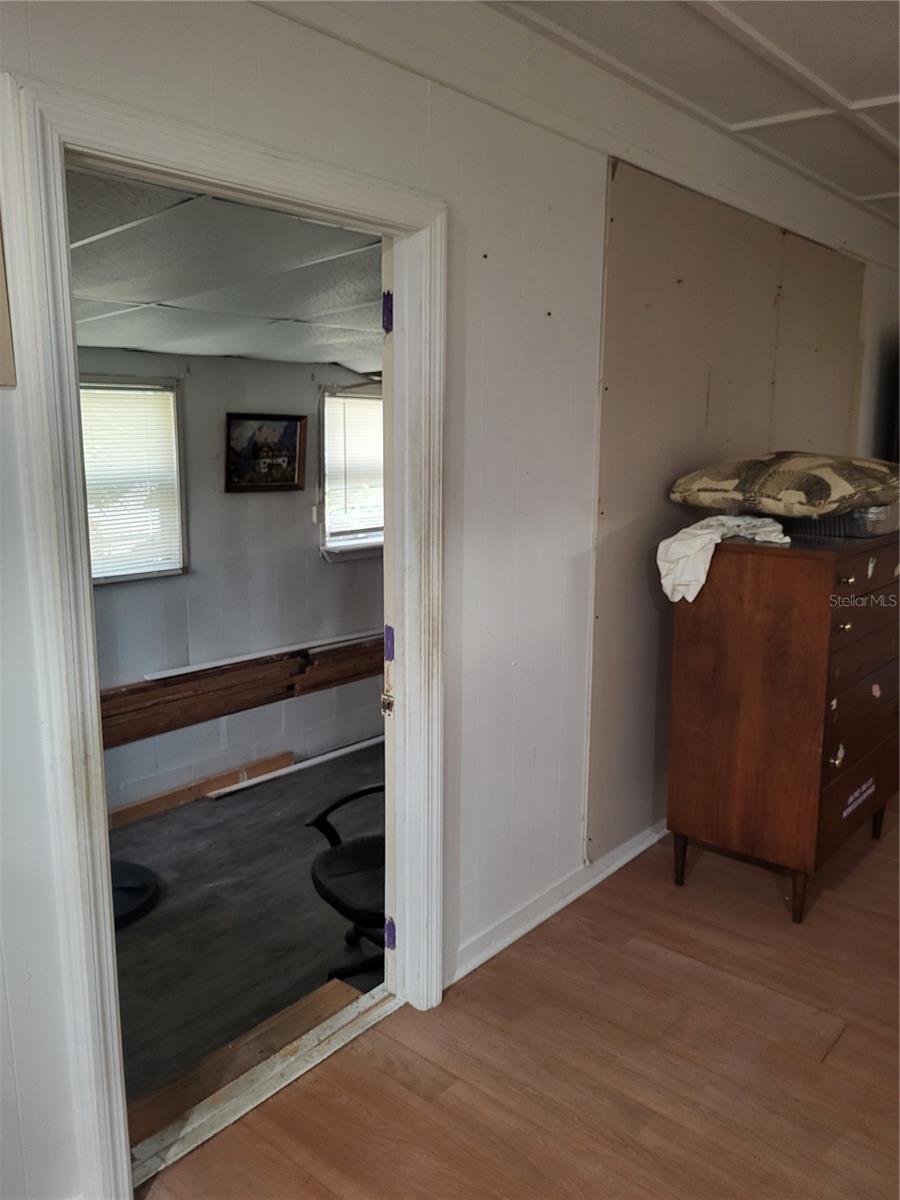 HOLIDAY VILLAGE CO-OP M/H UNREC - Residential