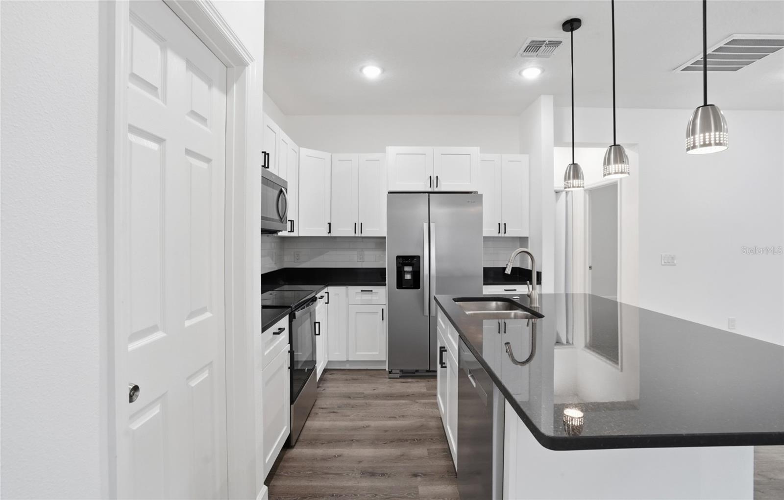 CHAMBERS 1ST ADD TO HOLLYWOOD - Residential