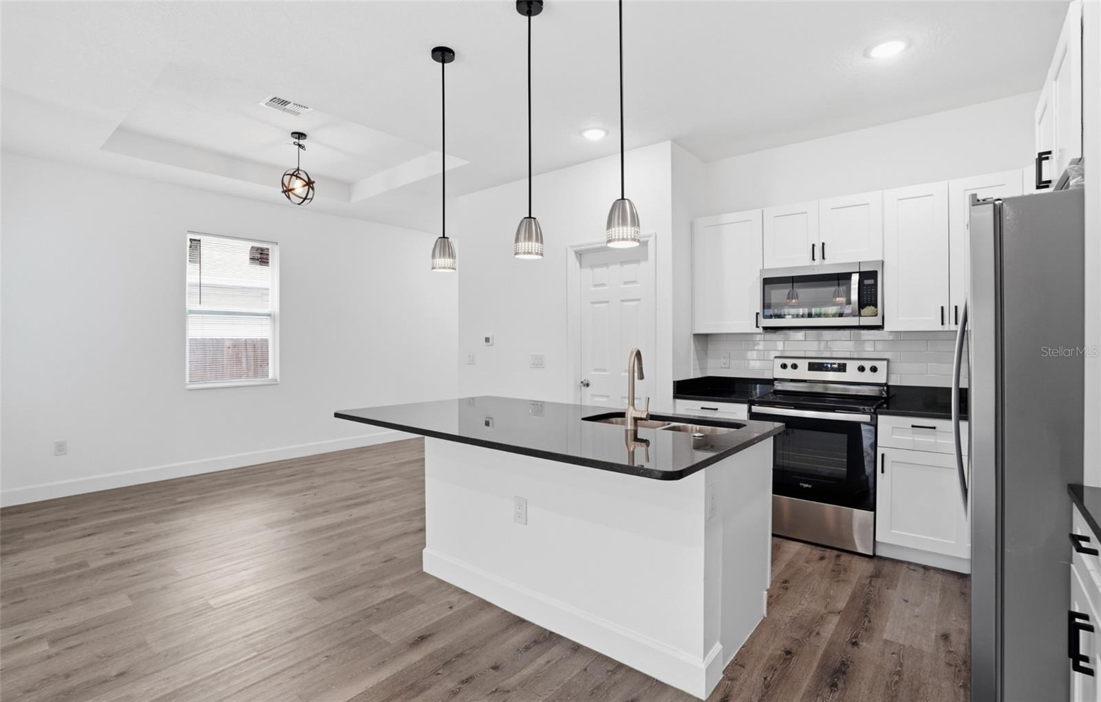 CHAMBERS 1ST ADD TO HOLLYWOOD - Residential