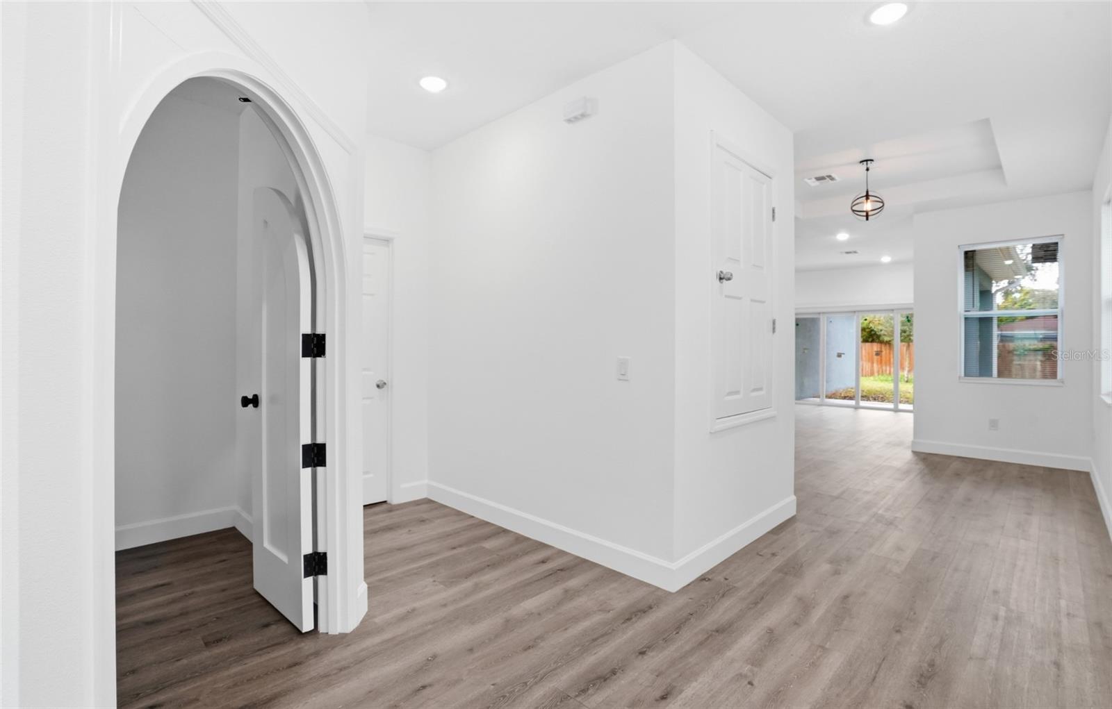 CHAMBERS 1ST ADD TO HOLLYWOOD - Residential