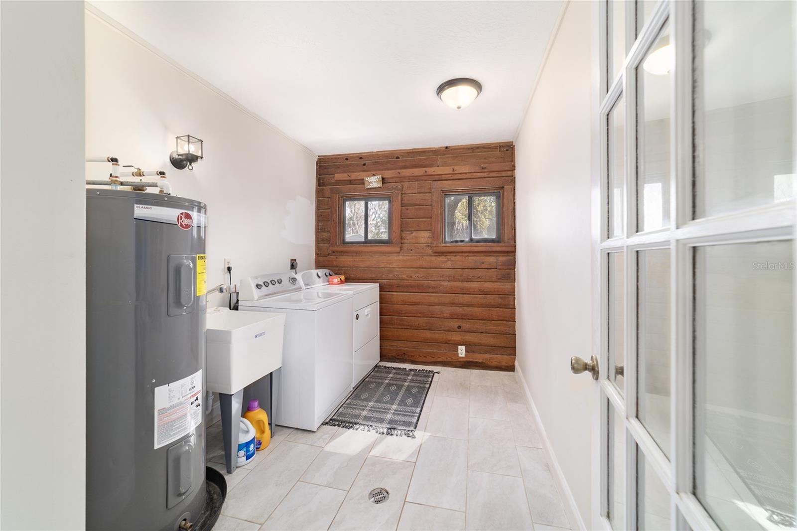 JAMES MCINTOSH - Residential