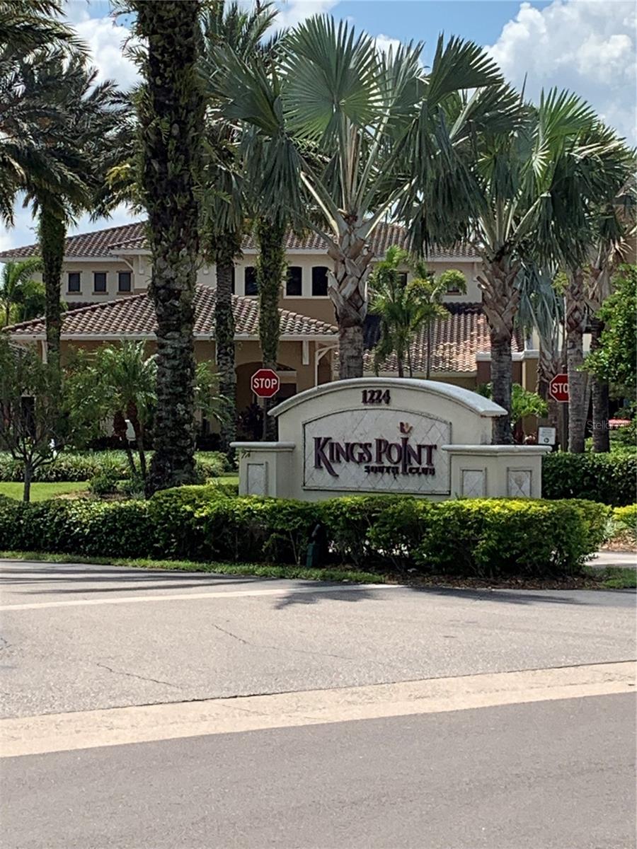 CAMBRIDGE B CONDO - Residential