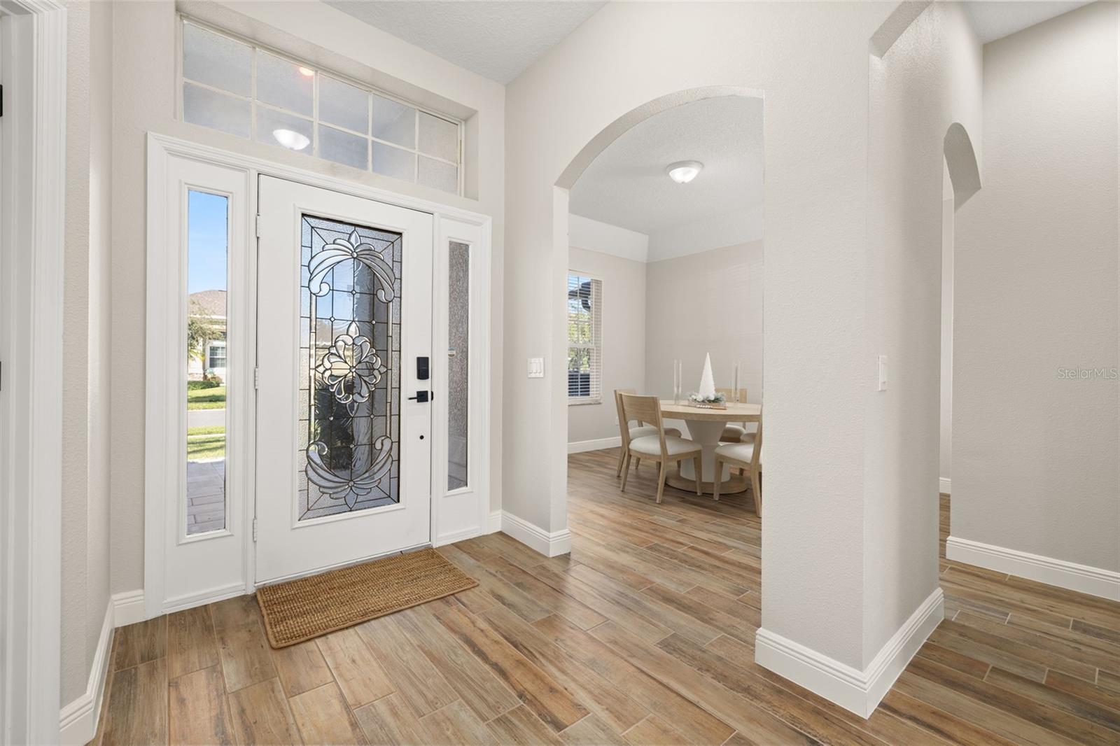 3146 TWISTED OAK LOOP