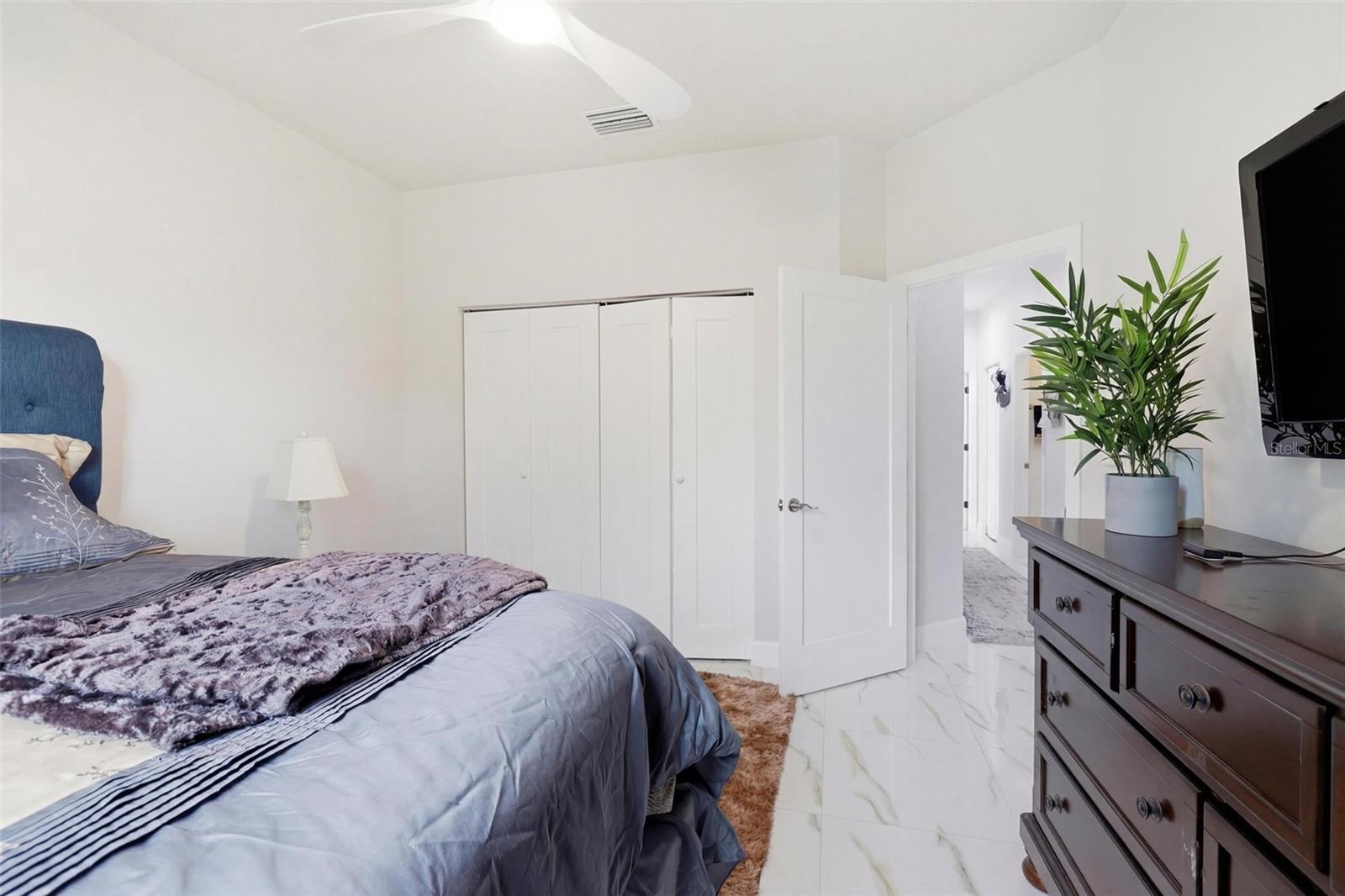 LATITUDE/DAYTONA BEACH CLOAR - Residential