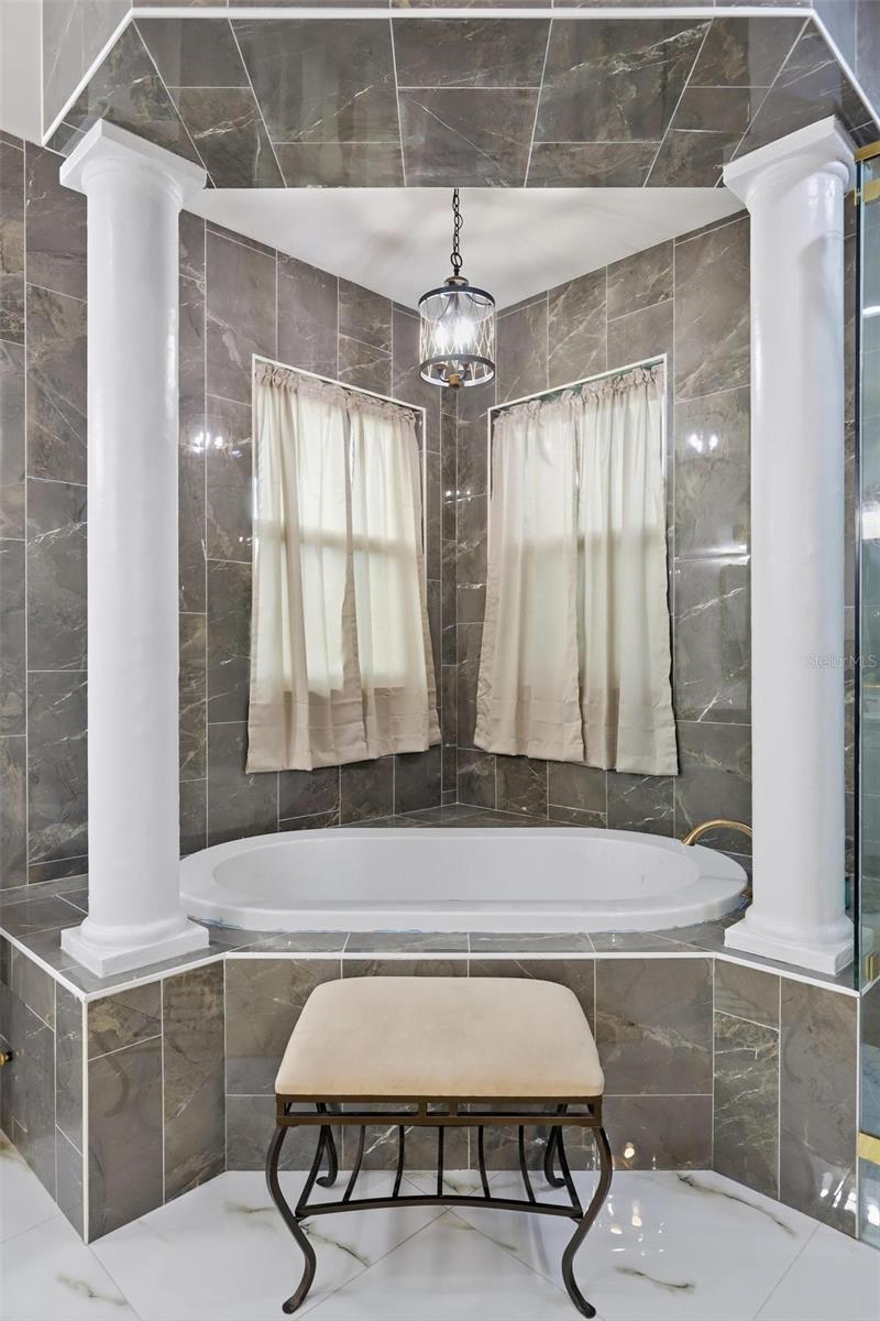 LATITUDE/DAYTONA BEACH CLOAR - Residential