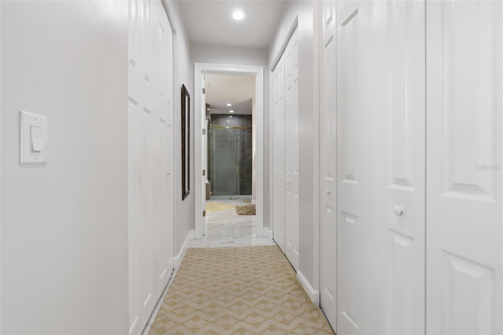 LATITUDE/DAYTONA BEACH CLOAR - Residential