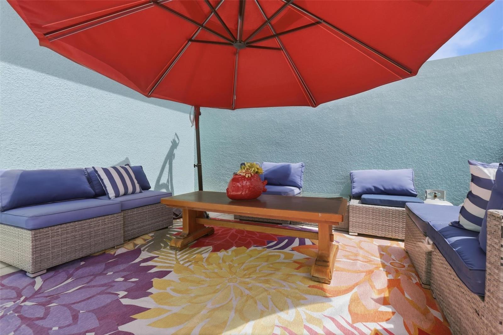 LATITUDE/DAYTONA BEACH CLOAR - Residential