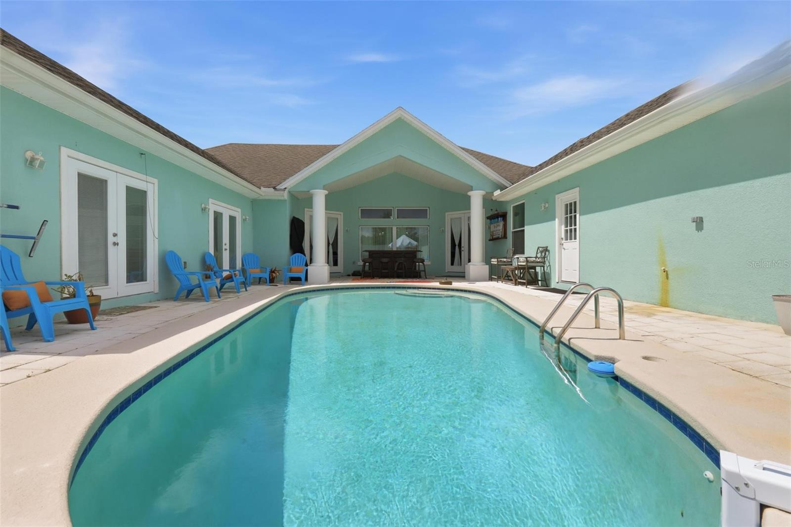 LATITUDE/DAYTONA BEACH CLOAR - Residential