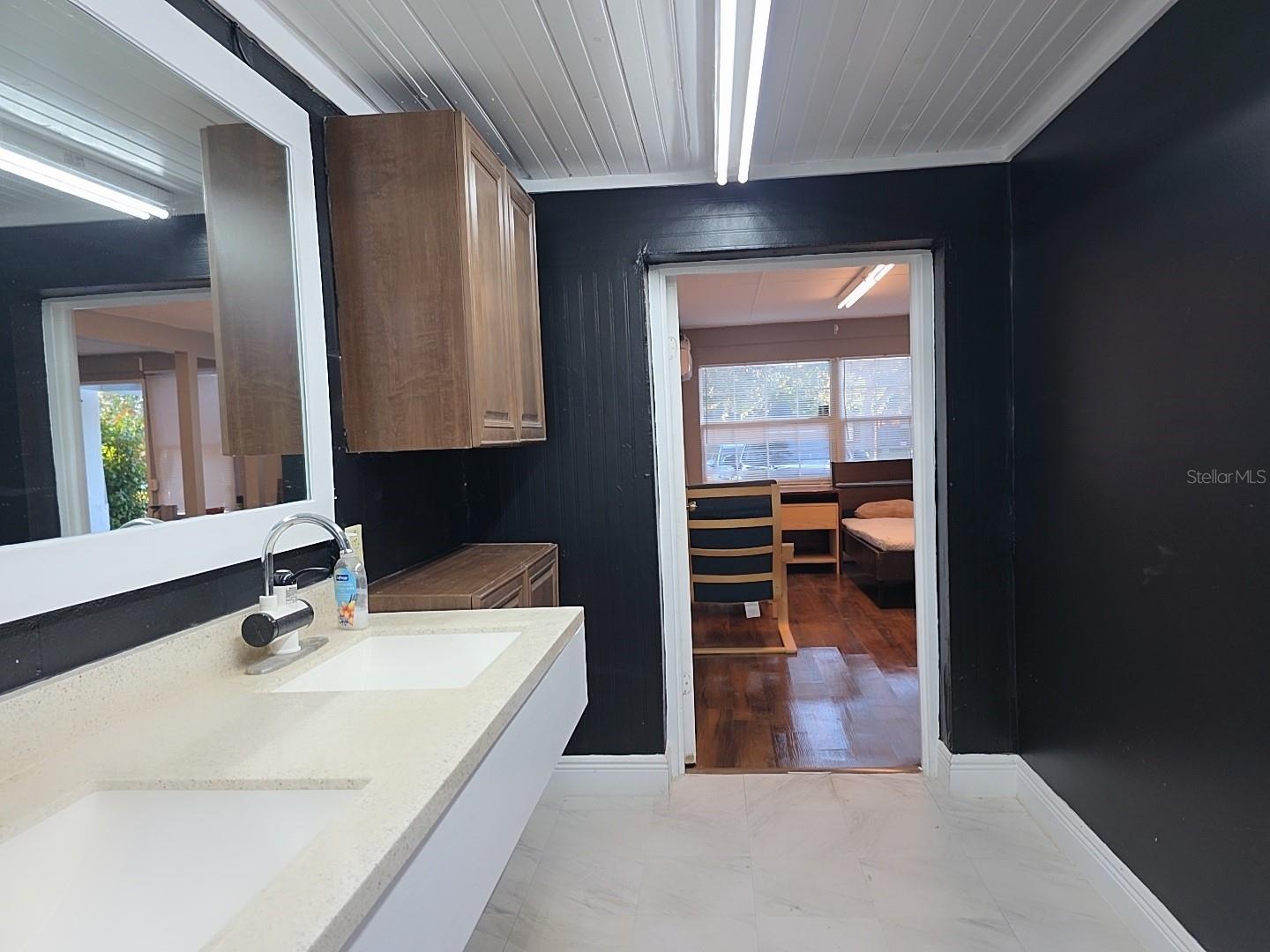 BEL MAR UNIT 2 - Residential Lease