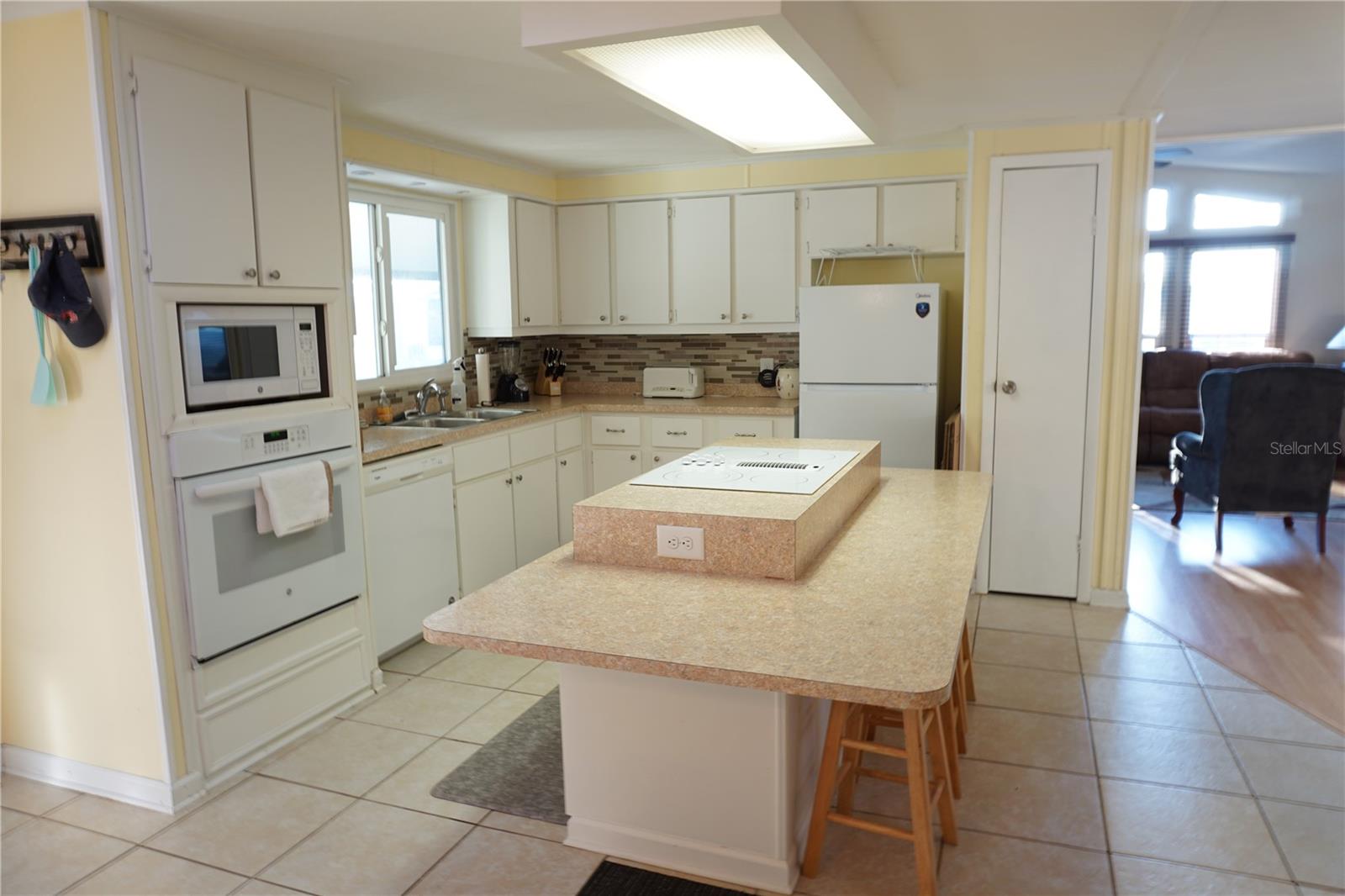 LAZY RIVER MHP - Residential