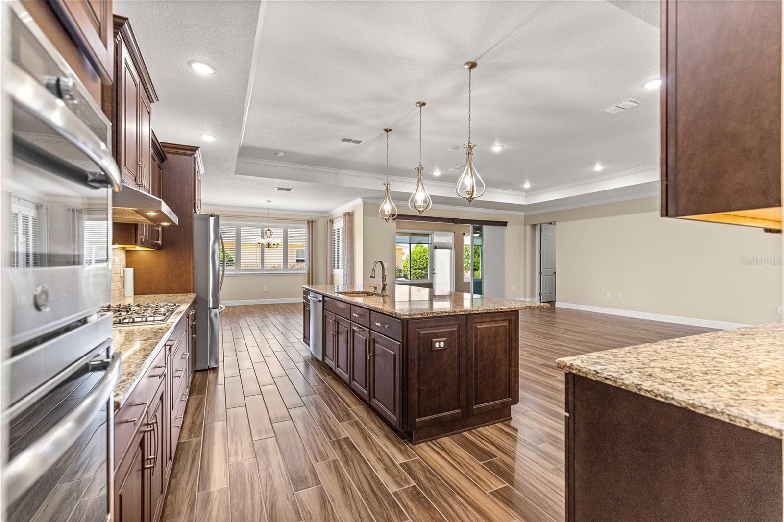 CANDLER HILLS WEST STONEBRIDGE - Residential