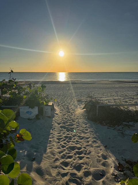 A home in LONGBOAT KEY