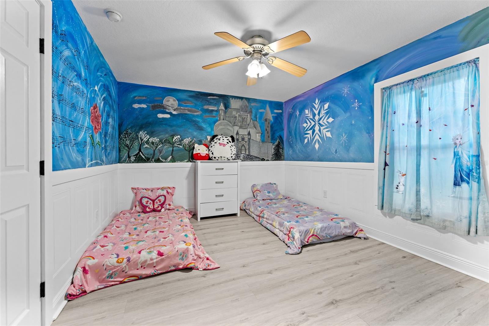 SPRING HILL - Residential