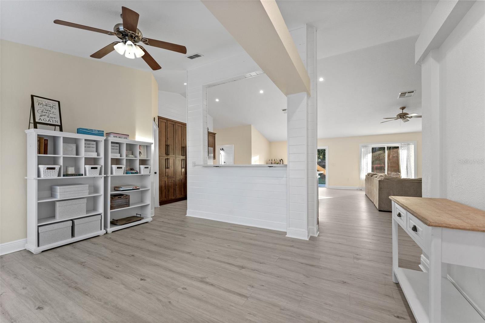 SPRING HILL - Residential