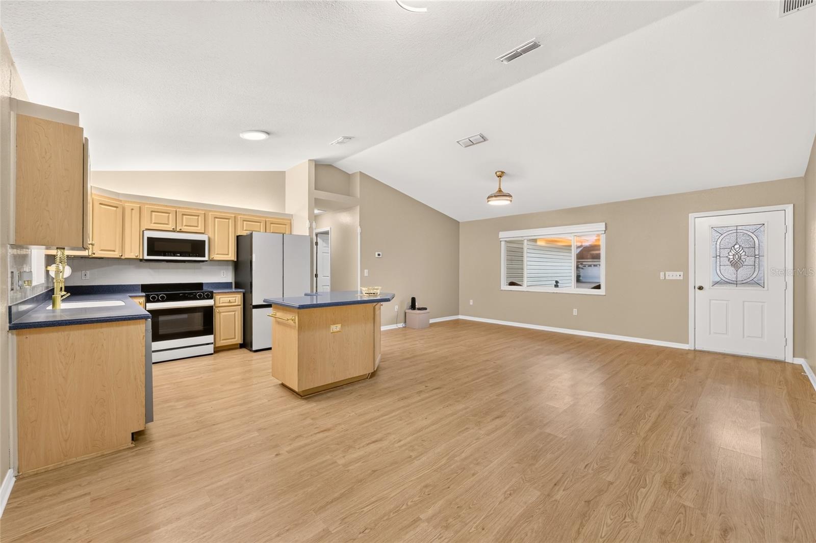 11661 SW 137TH LOOP
