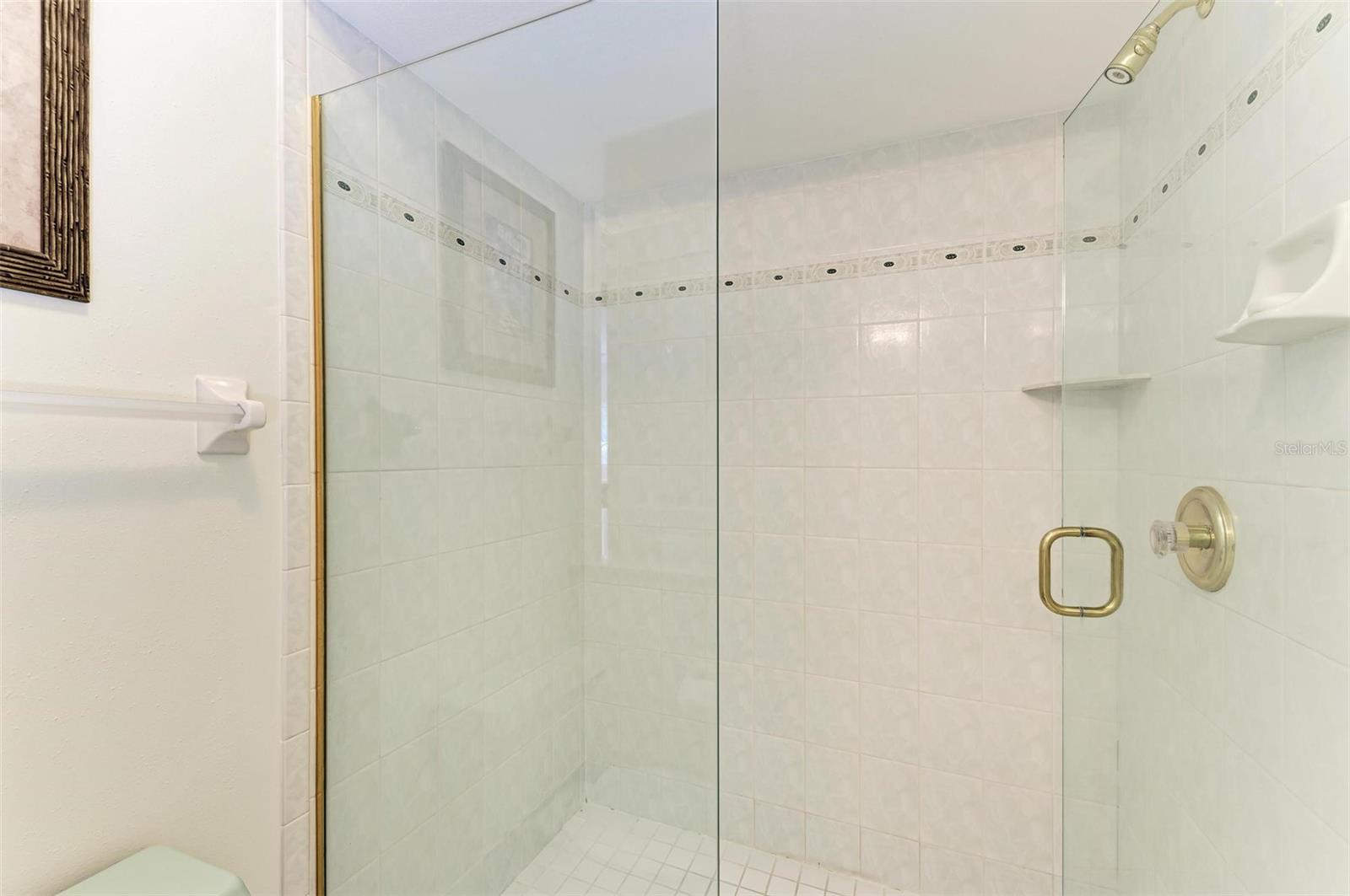 KEY ROYALE 21ST ADD - Residential