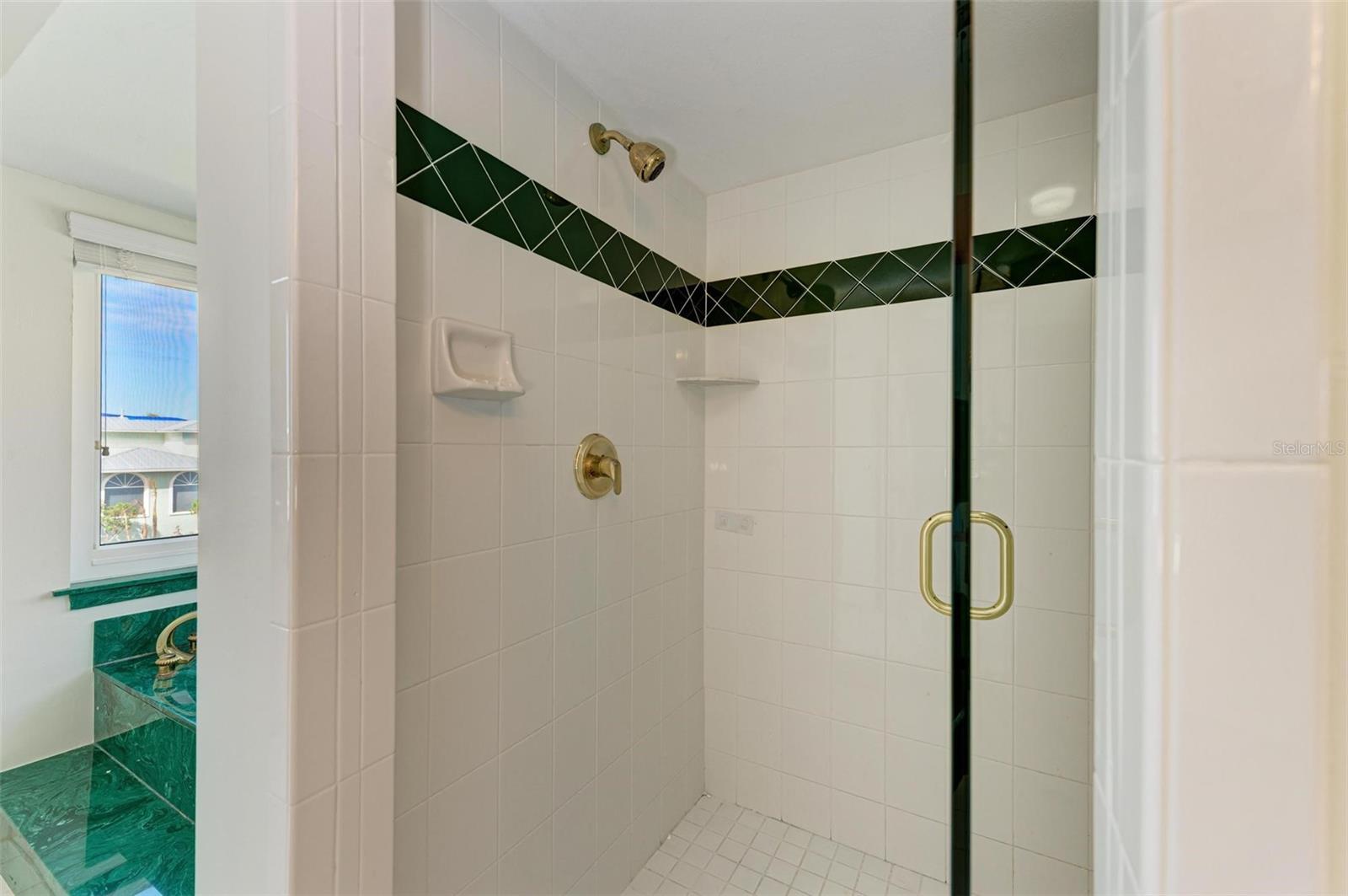 KEY ROYALE 21ST ADD - Residential