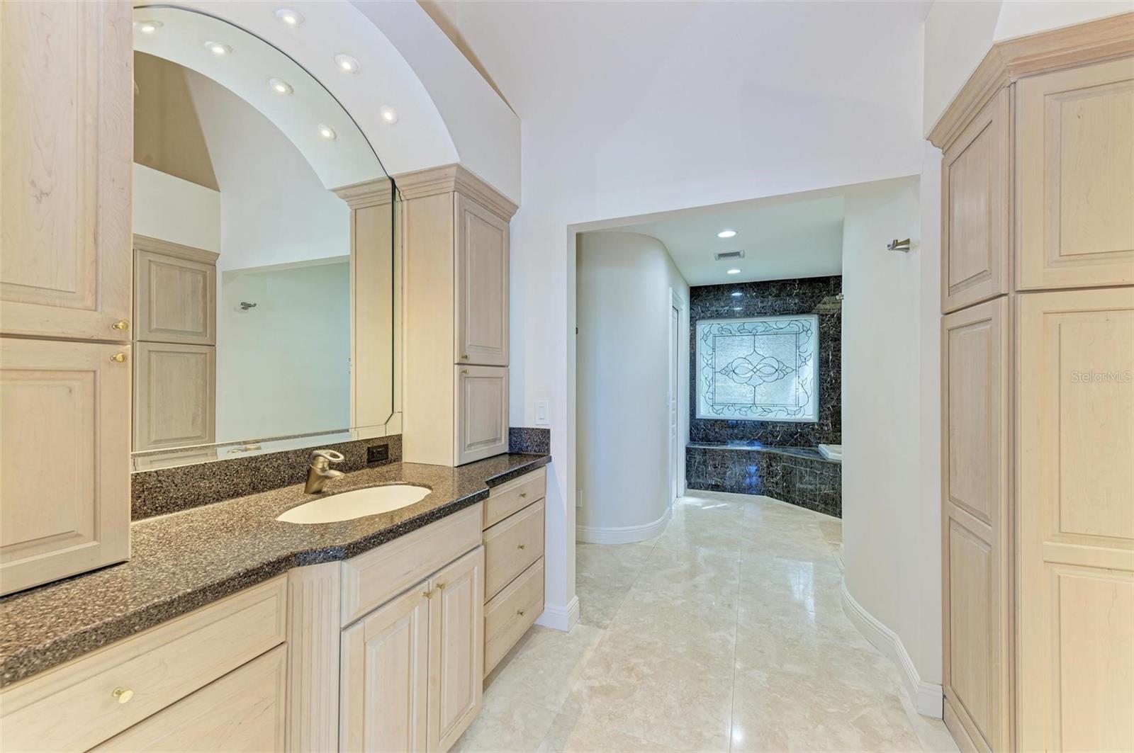 KEY ROYALE 21ST ADD - Residential