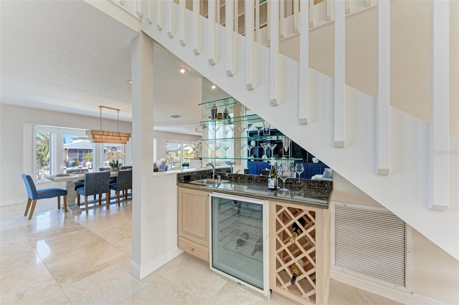 KEY ROYALE 21ST ADD - Residential