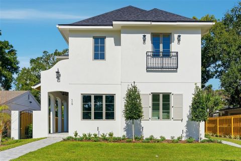 Photo of 15 E Hazel Street, Orlando, FL 32804 (MLS # O6353294)