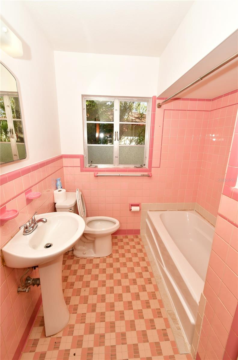 WESTMINSTER PLACE - Residential