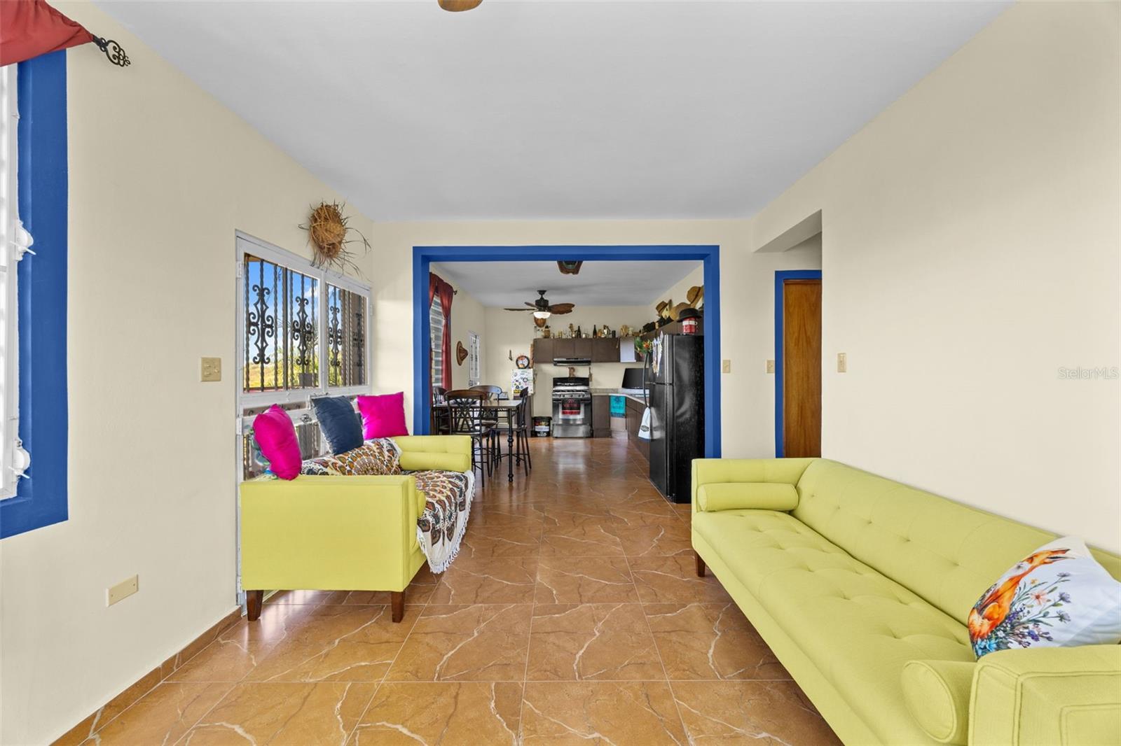 BARRIO ENSENADA - Residential