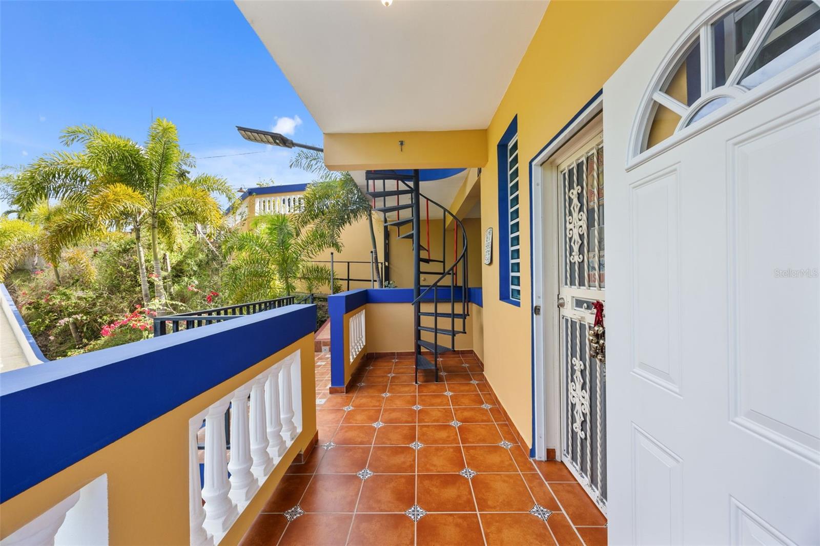 BARRIO ENSENADA - Residential