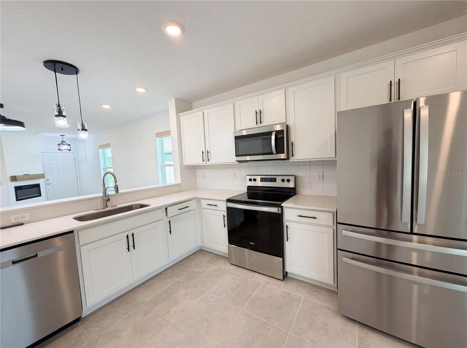 STONE CRK BY DEL WEBB SUNDANCE - Residential