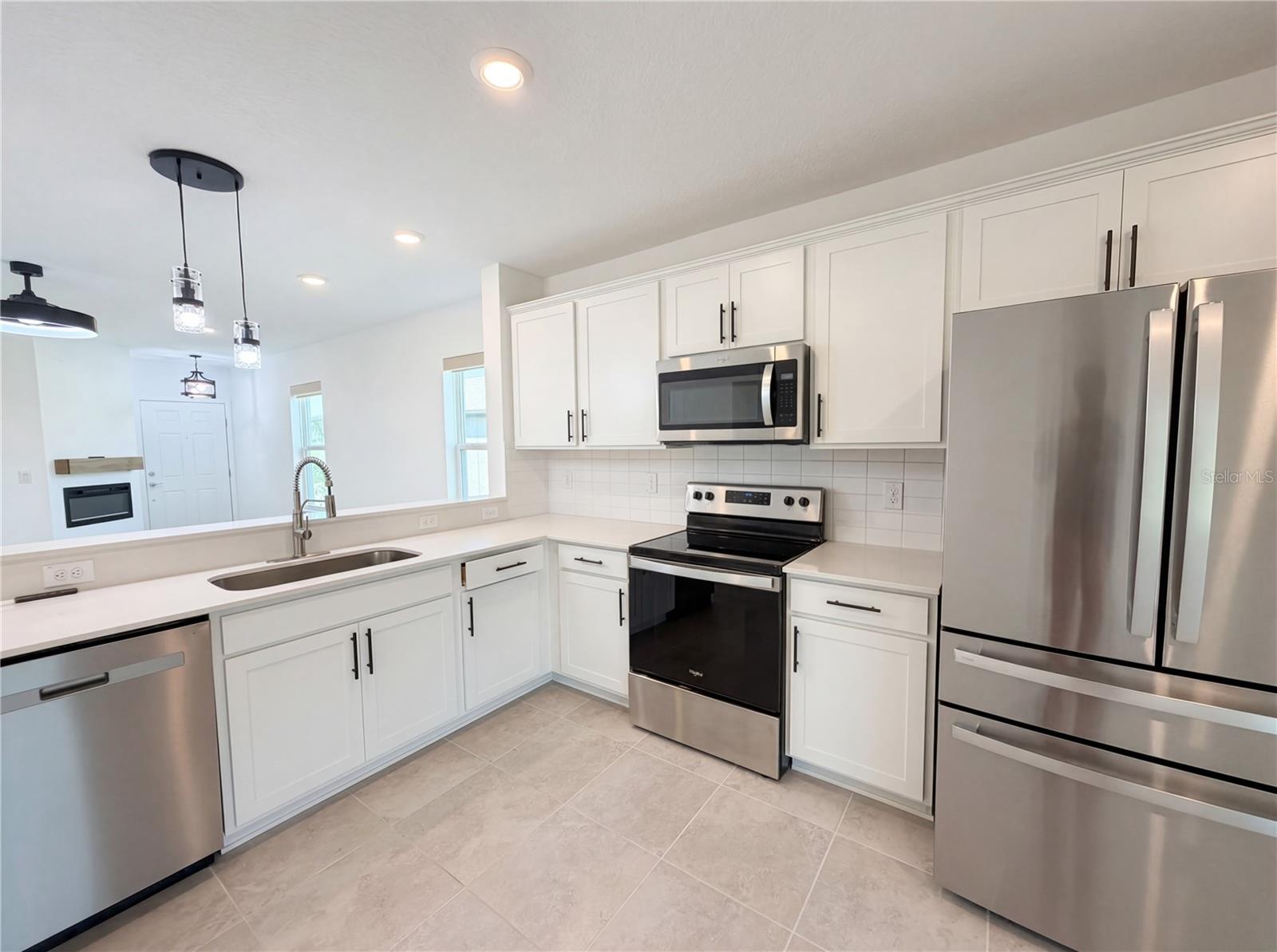 STONE CRK BY DEL WEBB SUNDANCE - Residential