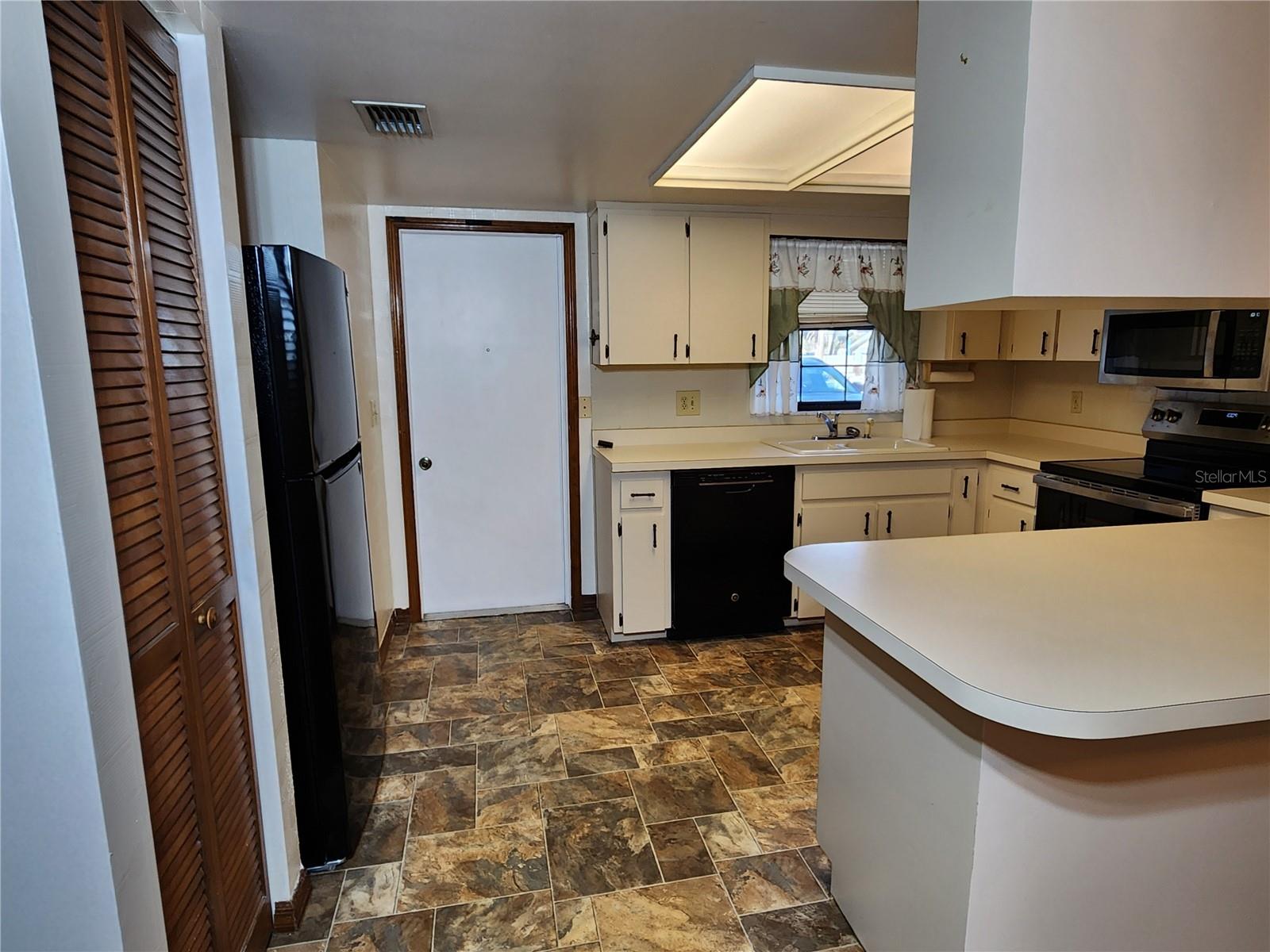 PARK EAST CONDO - Residential