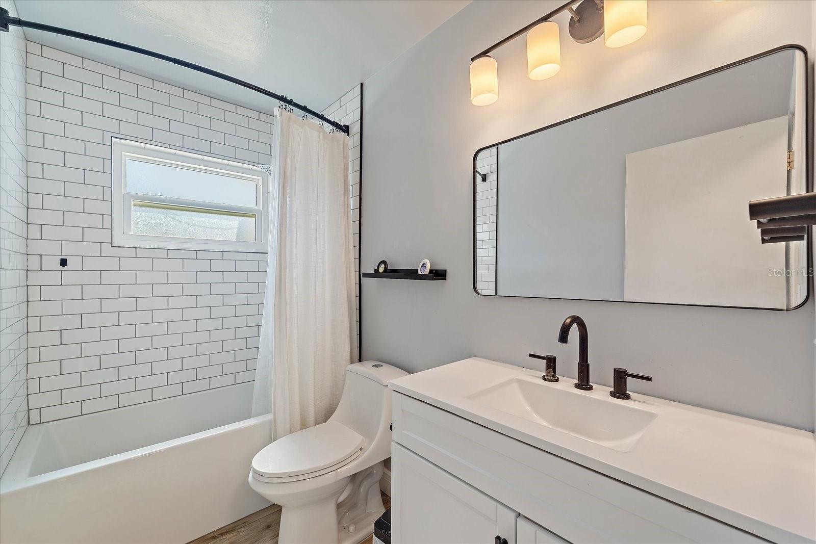 RIDGEWOOD ESTATES RESUB - Residential