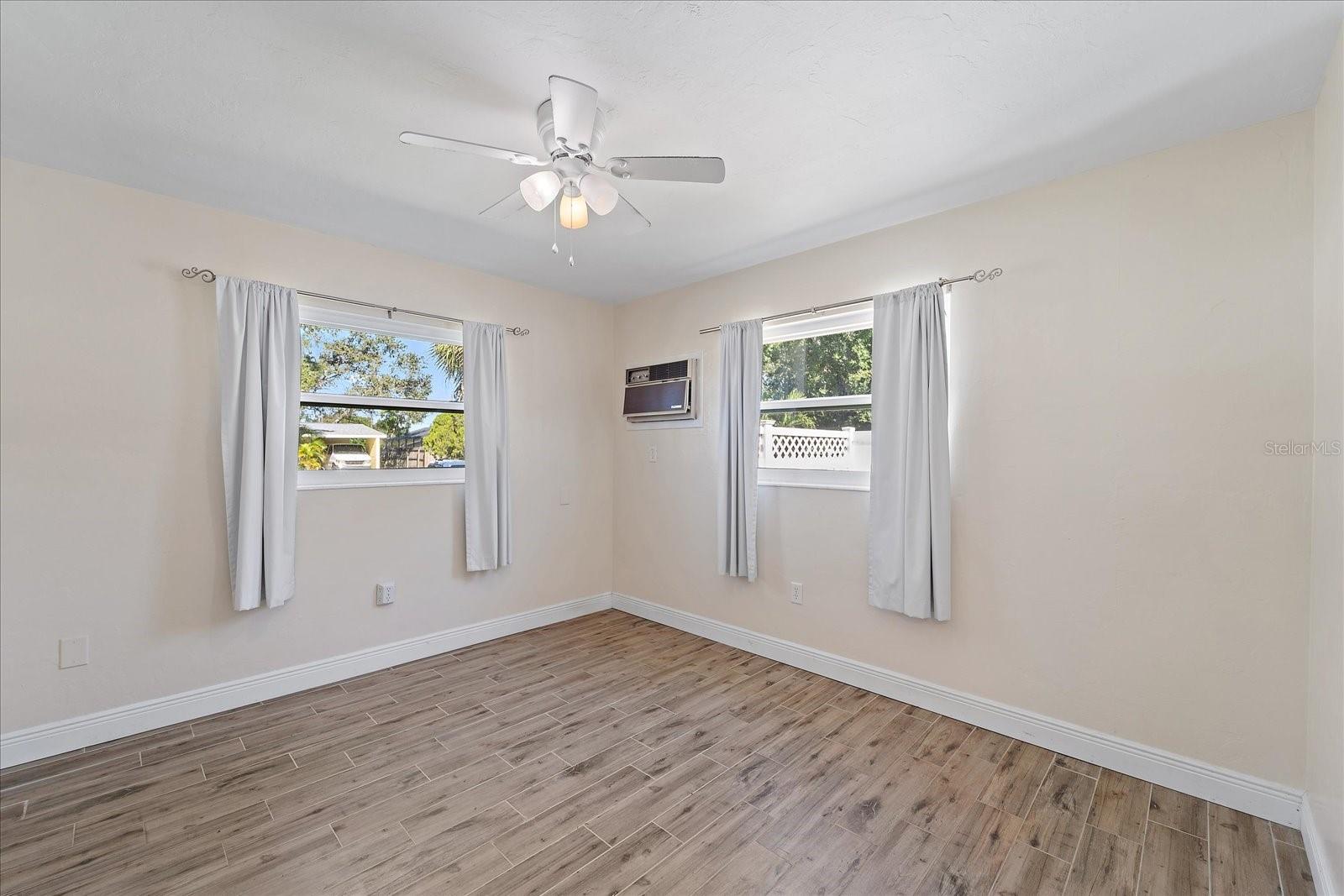 RIDGEWOOD ESTATES RESUB - Residential