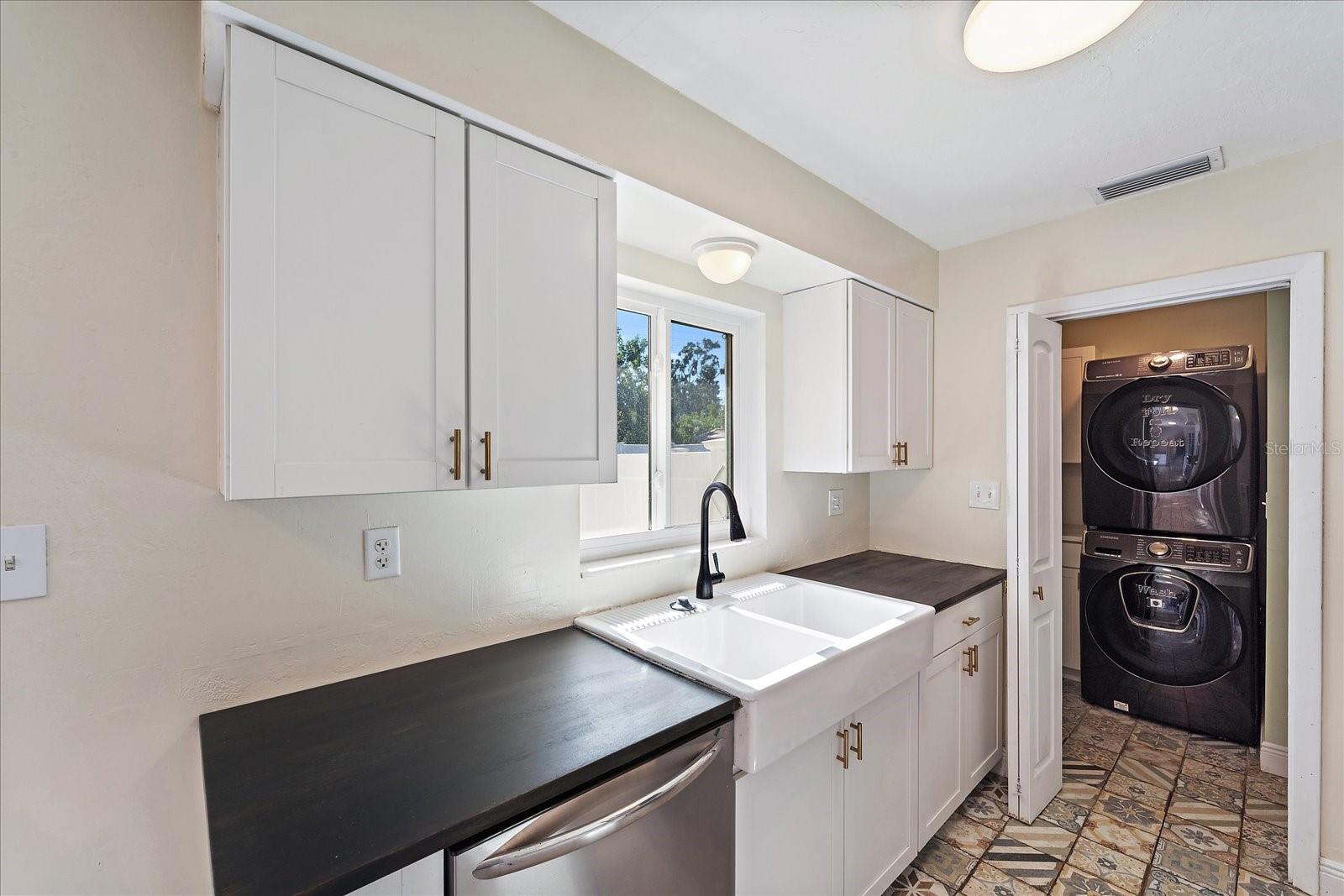 RIDGEWOOD ESTATES RESUB - Residential