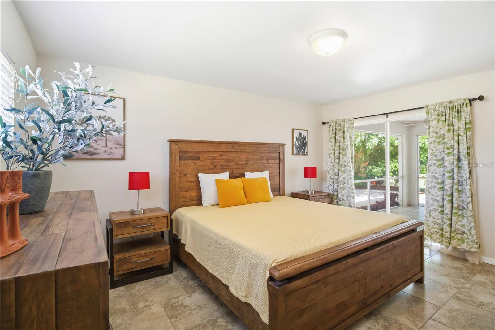 REGAL OAKS - Residential