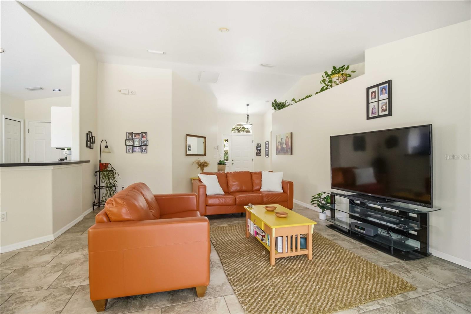 REGAL OAKS - Residential