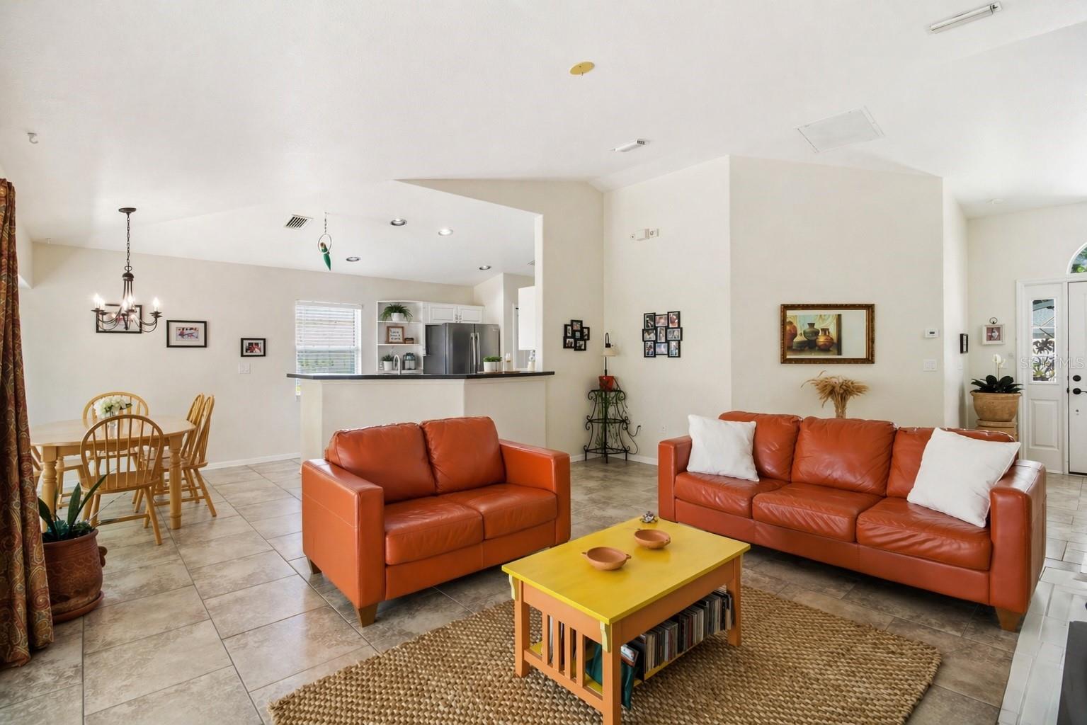 REGAL OAKS - Residential