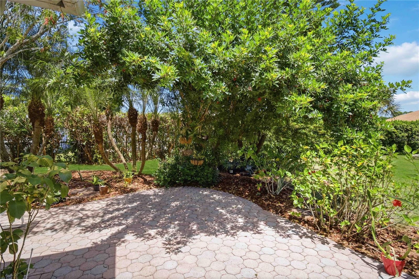 REGAL OAKS - Residential