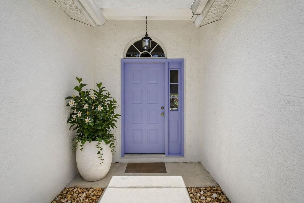 Photo of 6228 38th Street E, Bradenton, FL 34203 (MLS # A4690899)