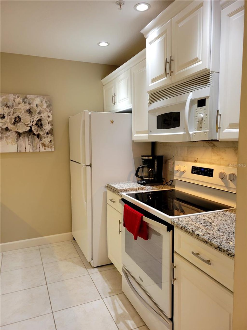 Photo of 750 N Tamiami Trail #1404, Sarasota, FL 34236 (MLS # A4641122)