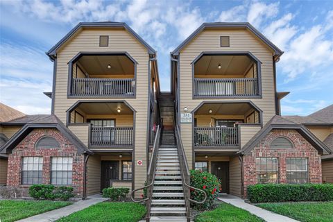 Photo of 351 Lone Hill Drive #206, Altamonte Springs, FL 32701 (MLS # O6315623)