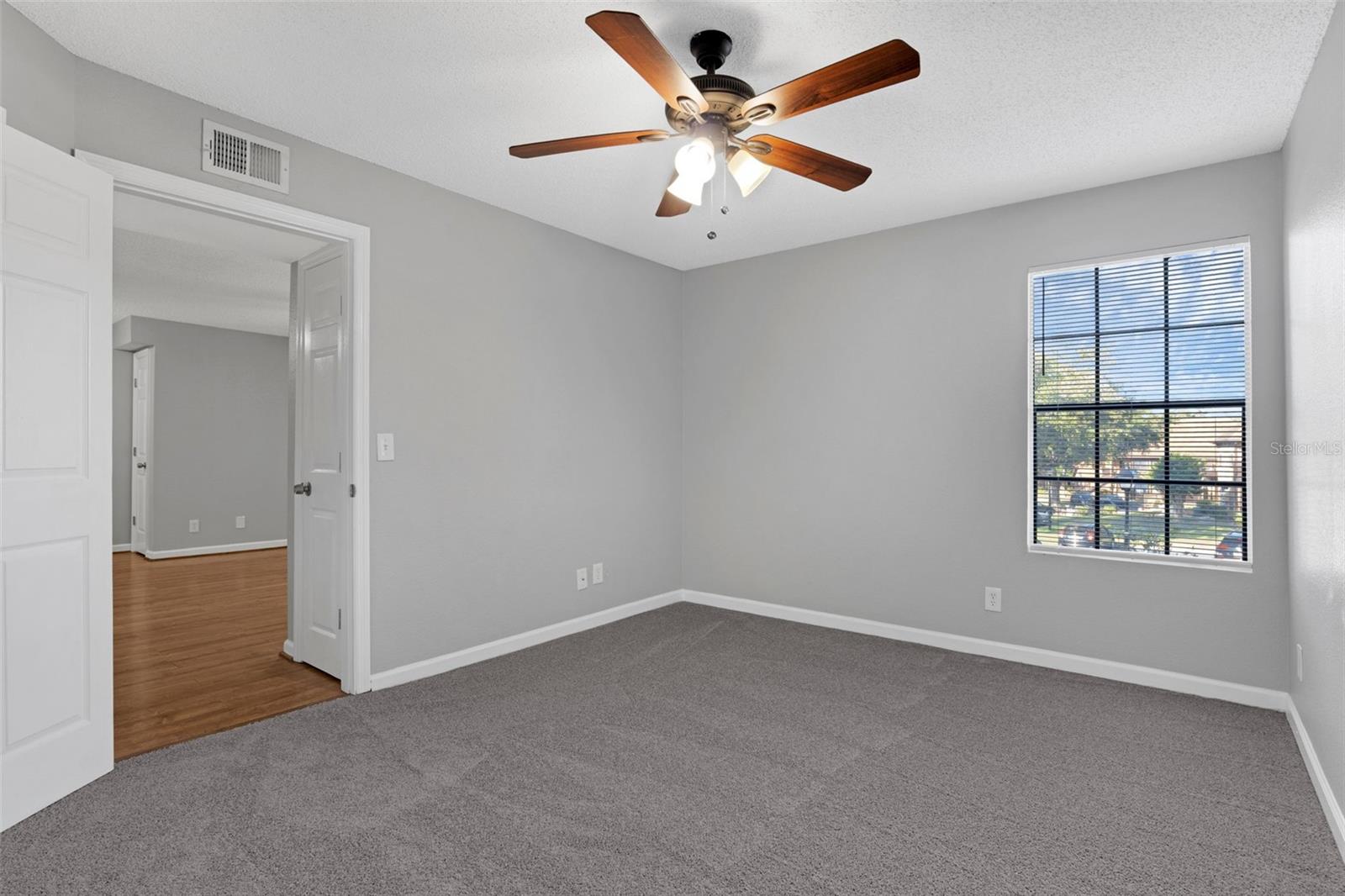 LAKEWOOD PARK A CONDO - Residential