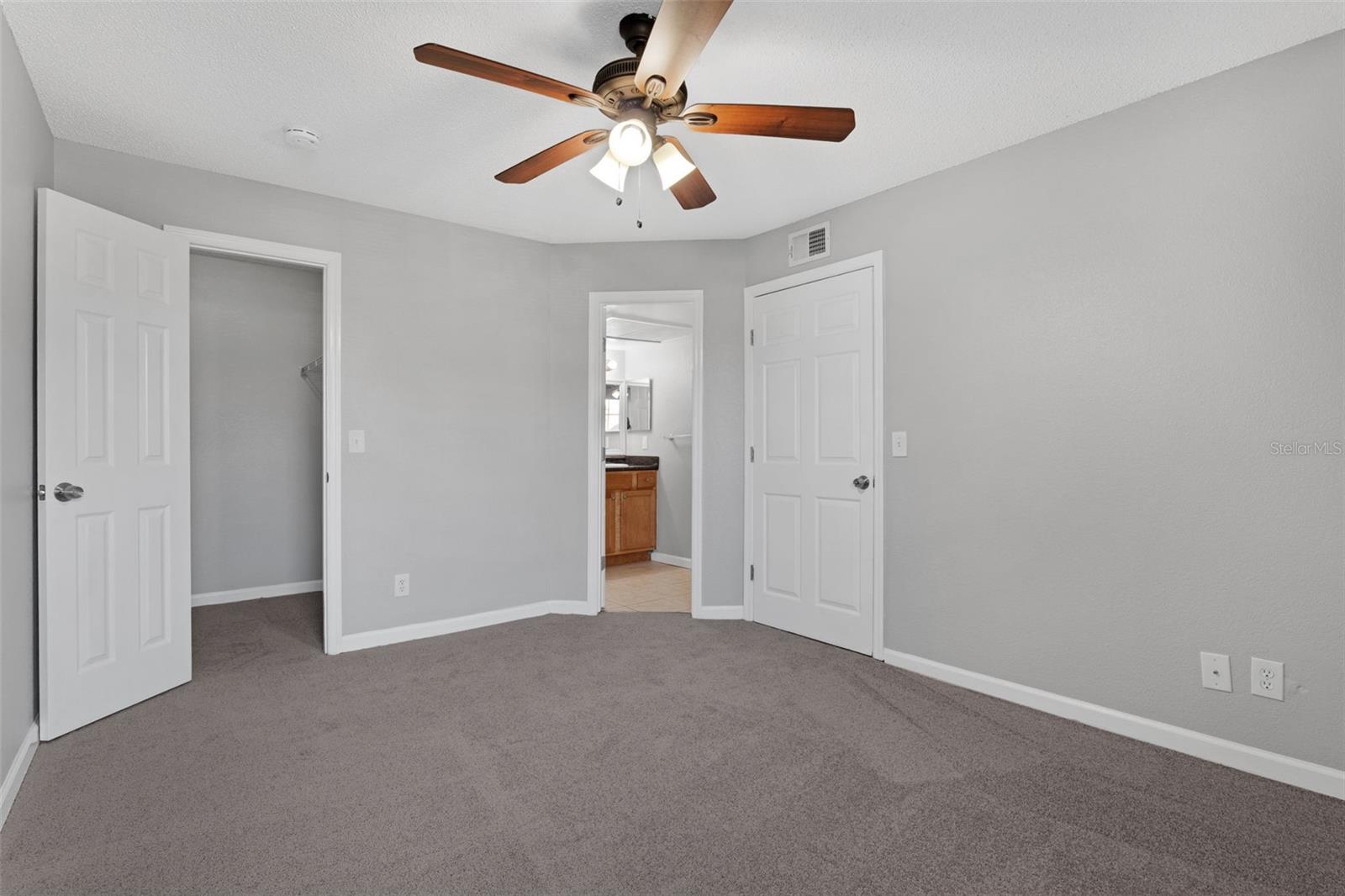 LAKEWOOD PARK A CONDO - Residential