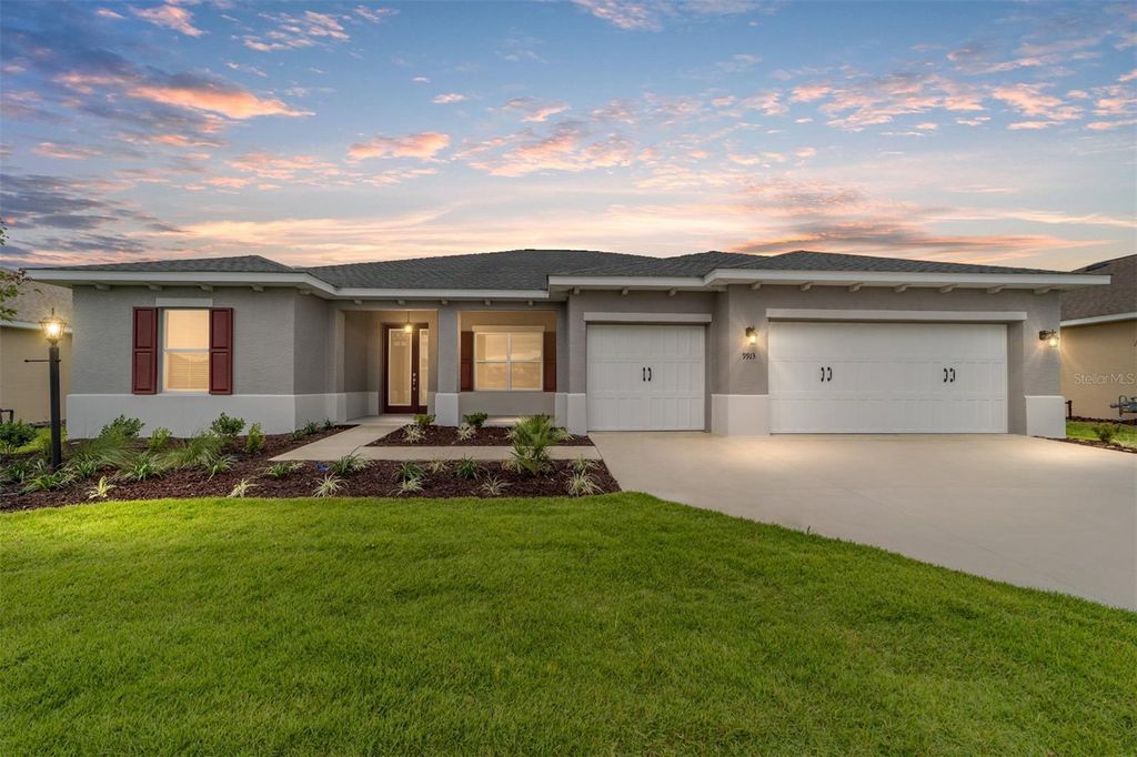 Photo of 9913 SW 106th Circle, Ocala, FL 34481 (MLS # OM711754)