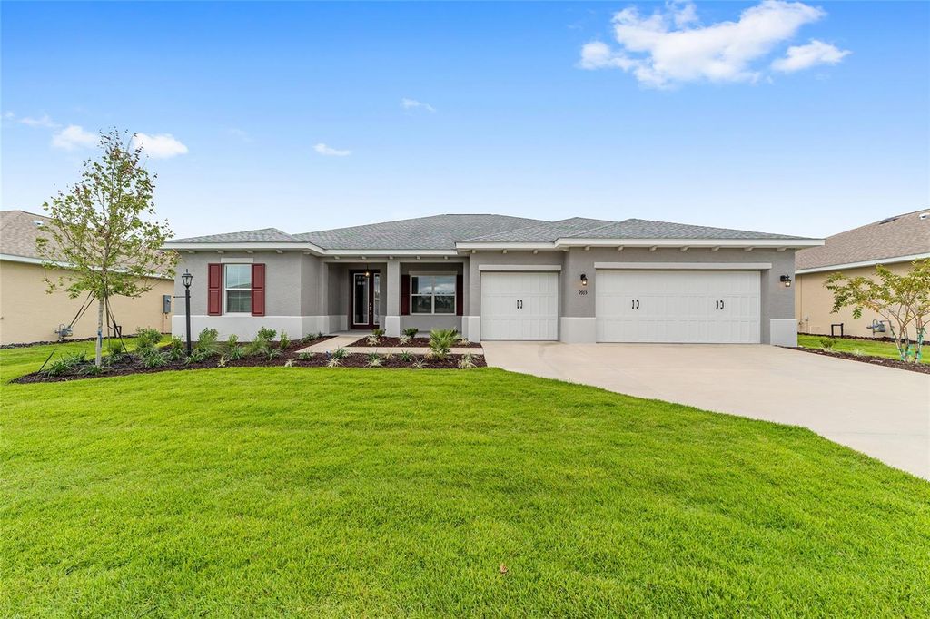 Photo of 9913 SW 106th Circle, Ocala, FL 34481 (MLS # OM711754)