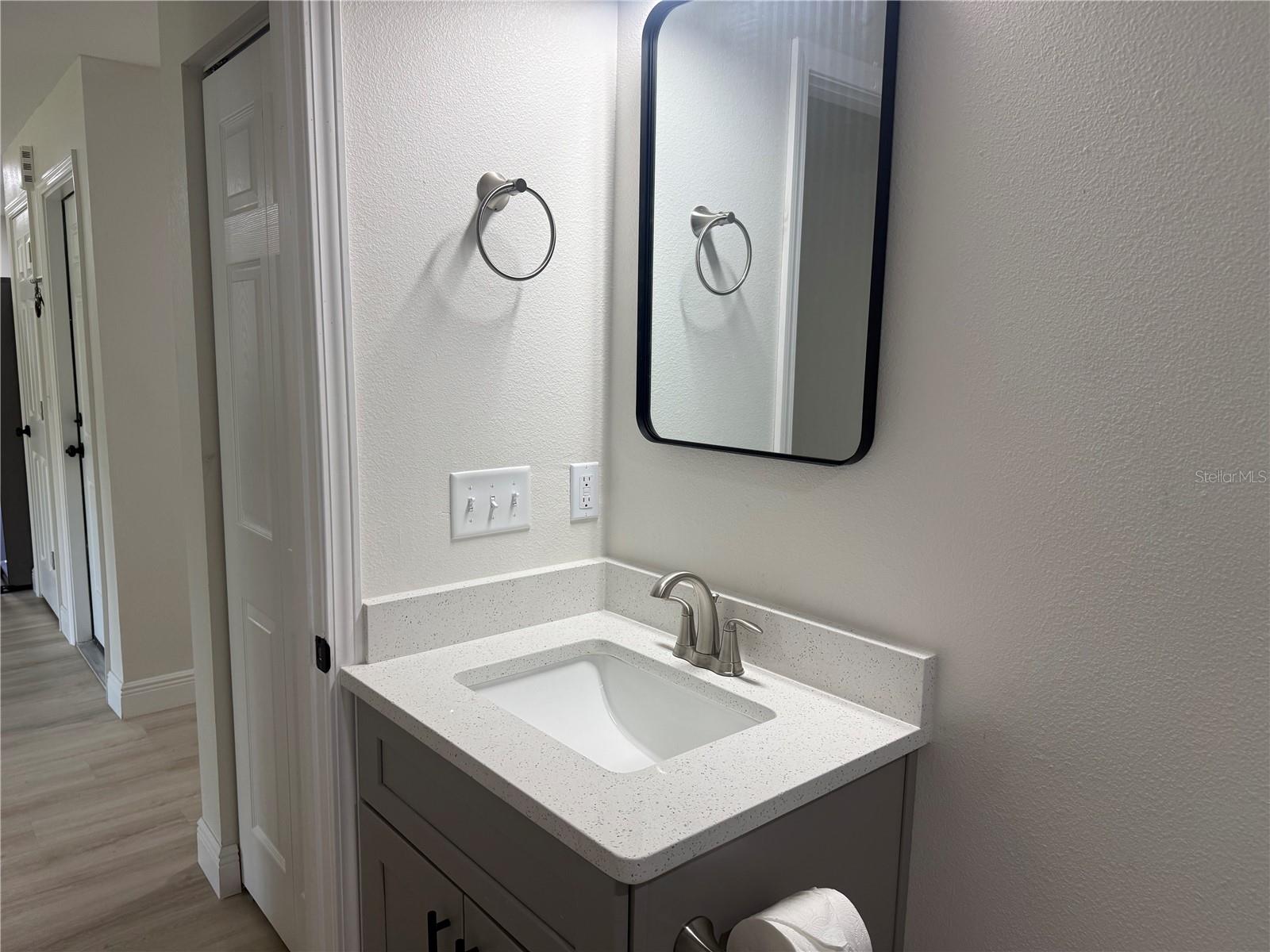 SILVER SPGS SHORES UN #25 - Residential Lease