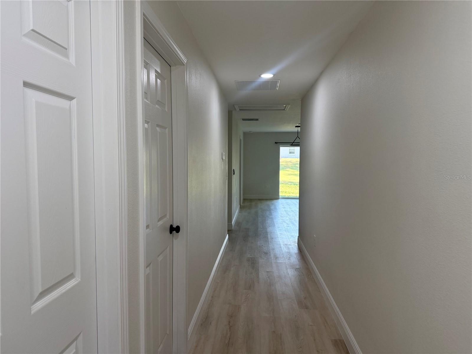 SILVER SPGS SHORES UN #25 - Residential Lease